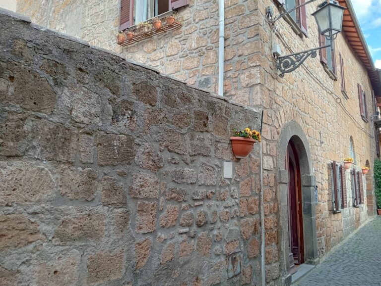 Terratetto con ampio giardino ad Orvieto Umbria (RIF.0130)